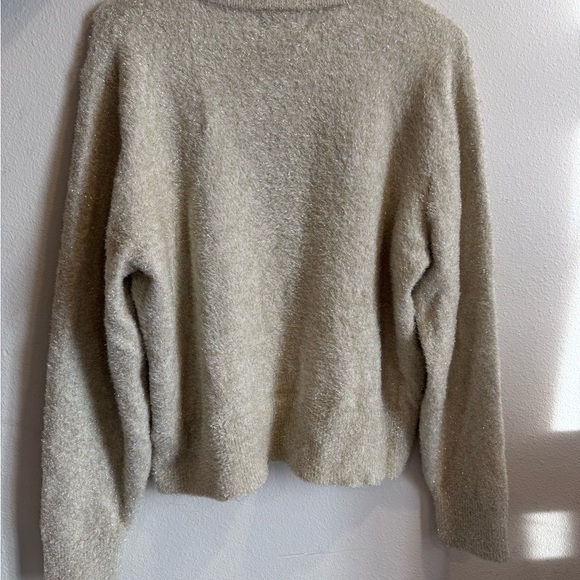 Old Navy Soft Cream Crew Neck Sweater - Picture 2 of 6